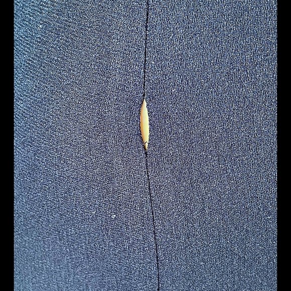 ▪️VTG▪️LIZ CLAIBORNE▪️Button Accent Wiggle Dress - Picture 9 of 9